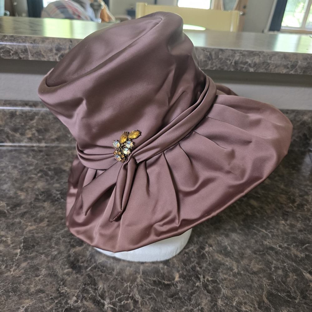 Vintage 50s 60s Connie's Uniontown Satin Wide Brim Hat Rhinestone Brooch